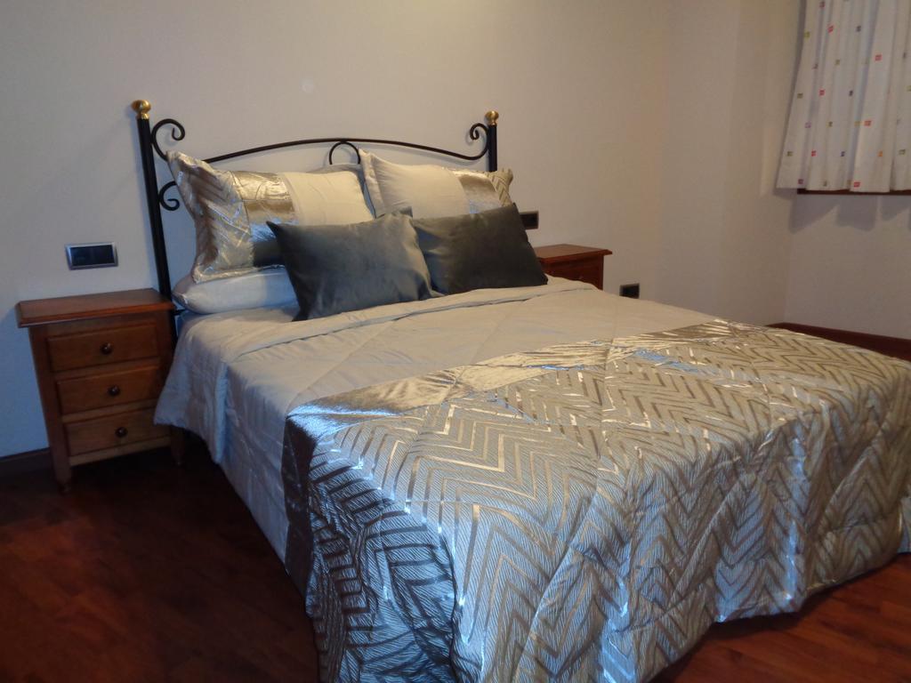 Apartamentos Turisticos Javier Lugo Extérieur photo